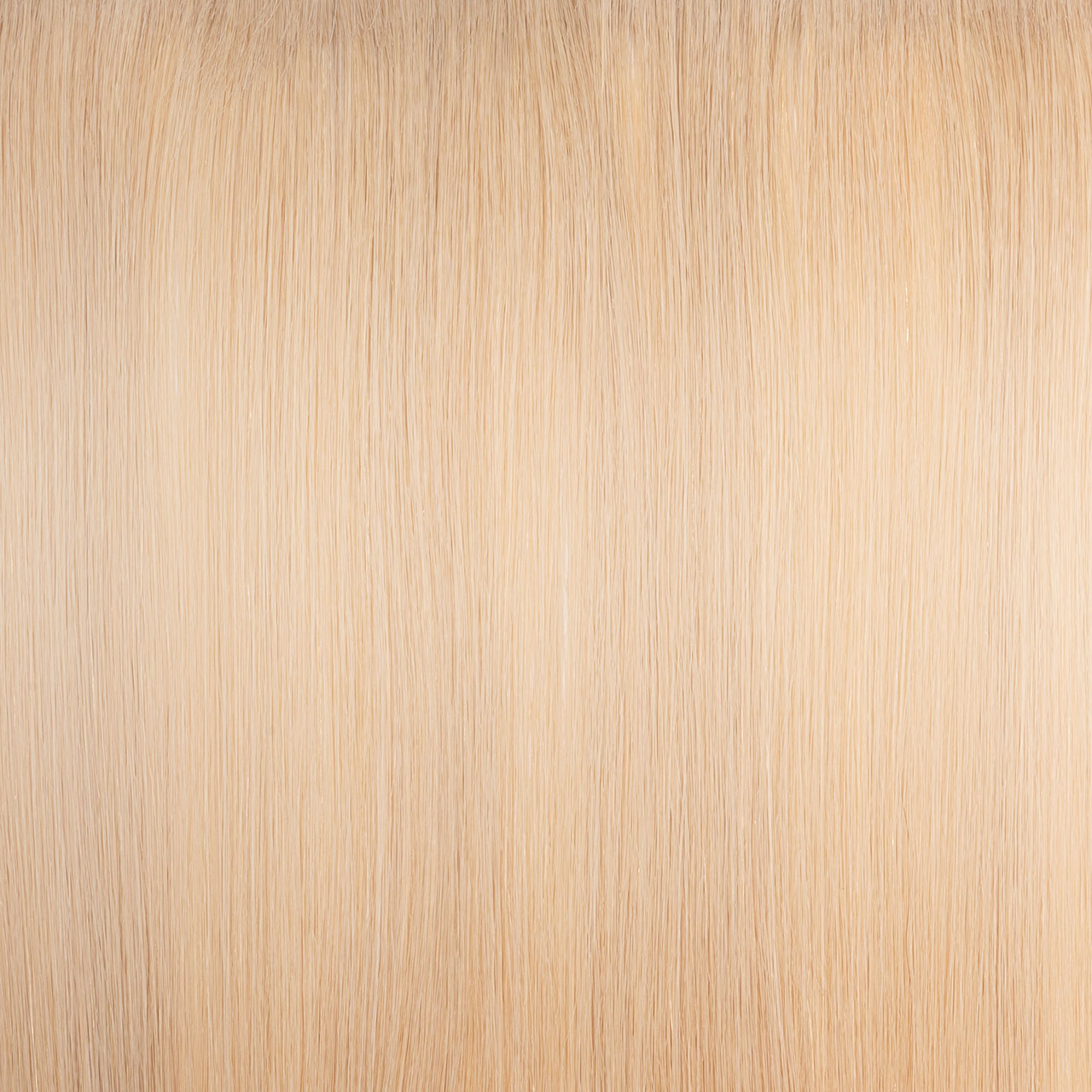 AQUA 22- LIGHT BLONDE 18 inch
